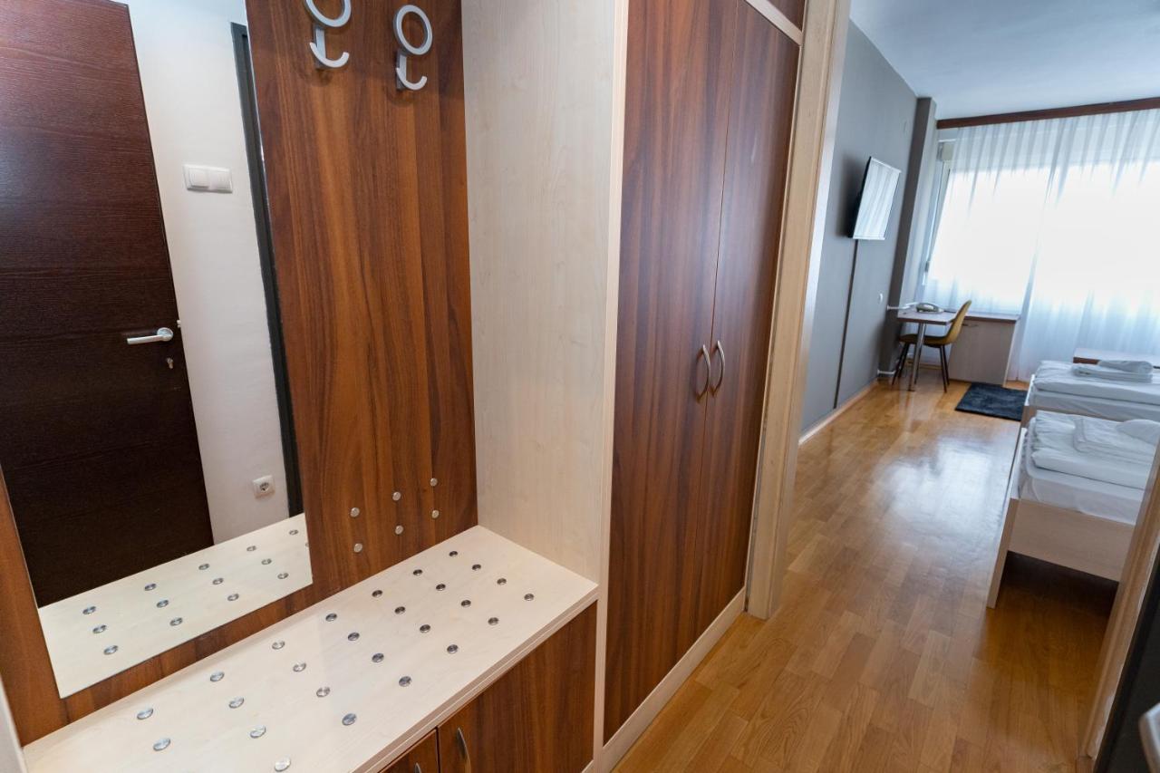 Artearia Hotel Bjelovar Exterior photo