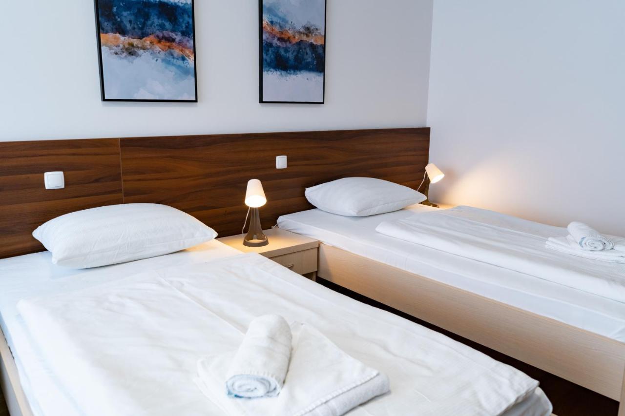 Artearia Hotel Bjelovar Exterior photo