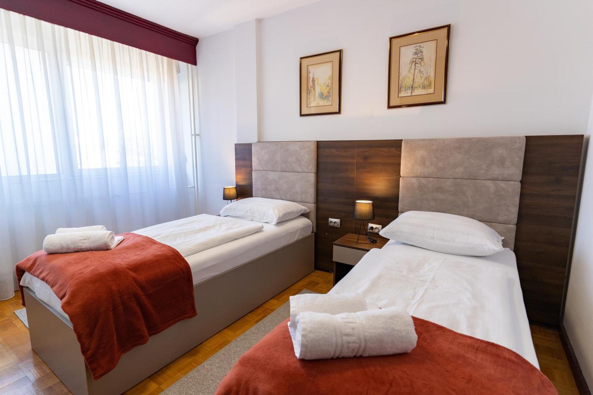 Artearia Hotel Bjelovar Exterior photo